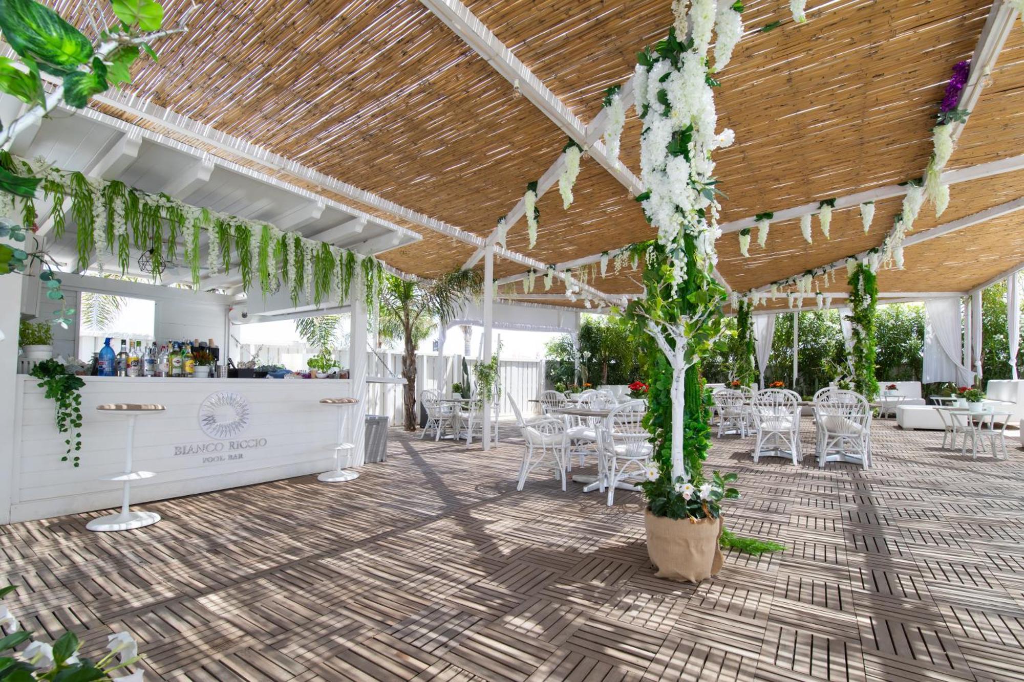 Bianco Riccio Suite Hotel Savelletri Esterno foto