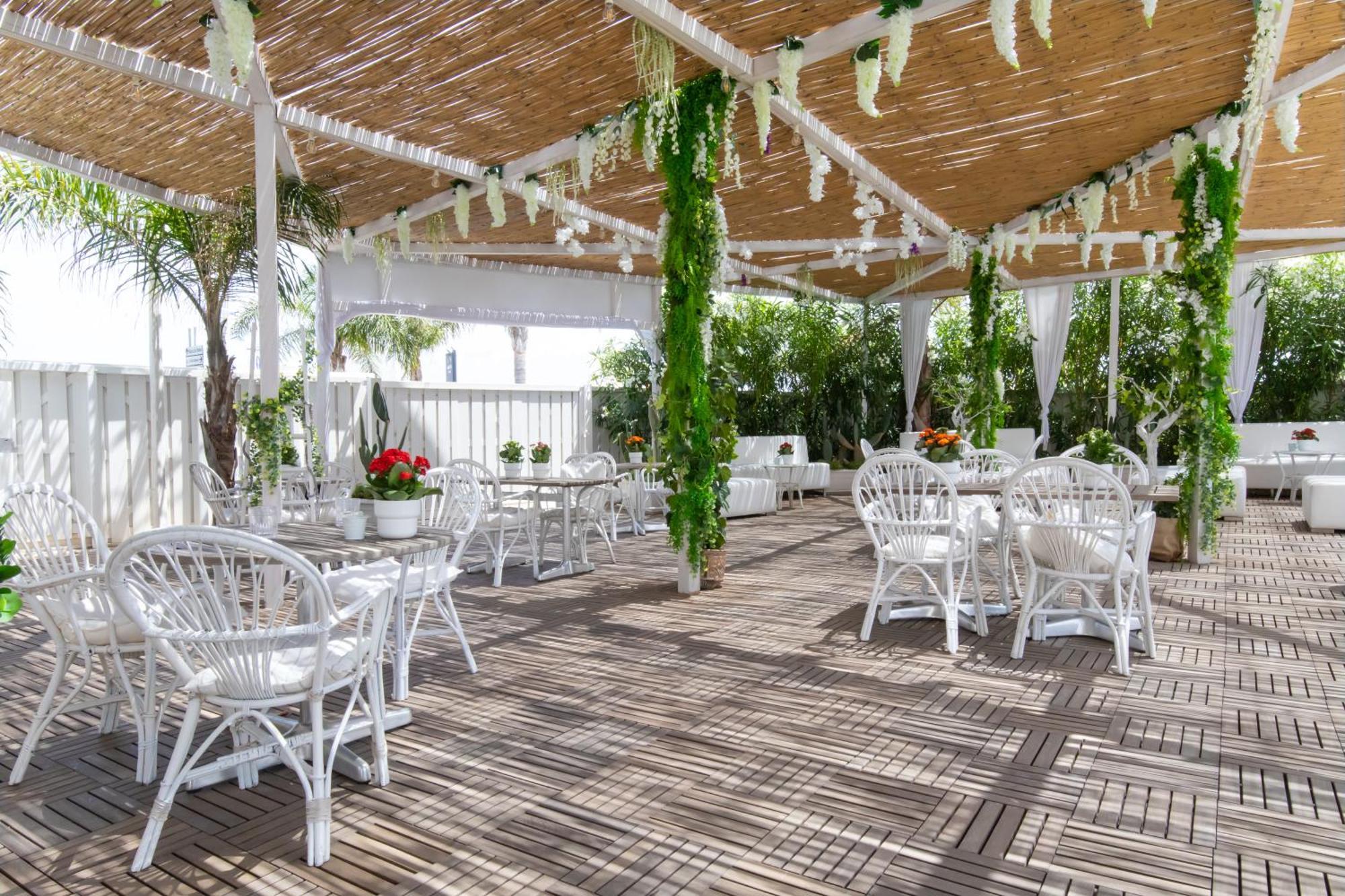 Bianco Riccio Suite Hotel Savelletri Esterno foto