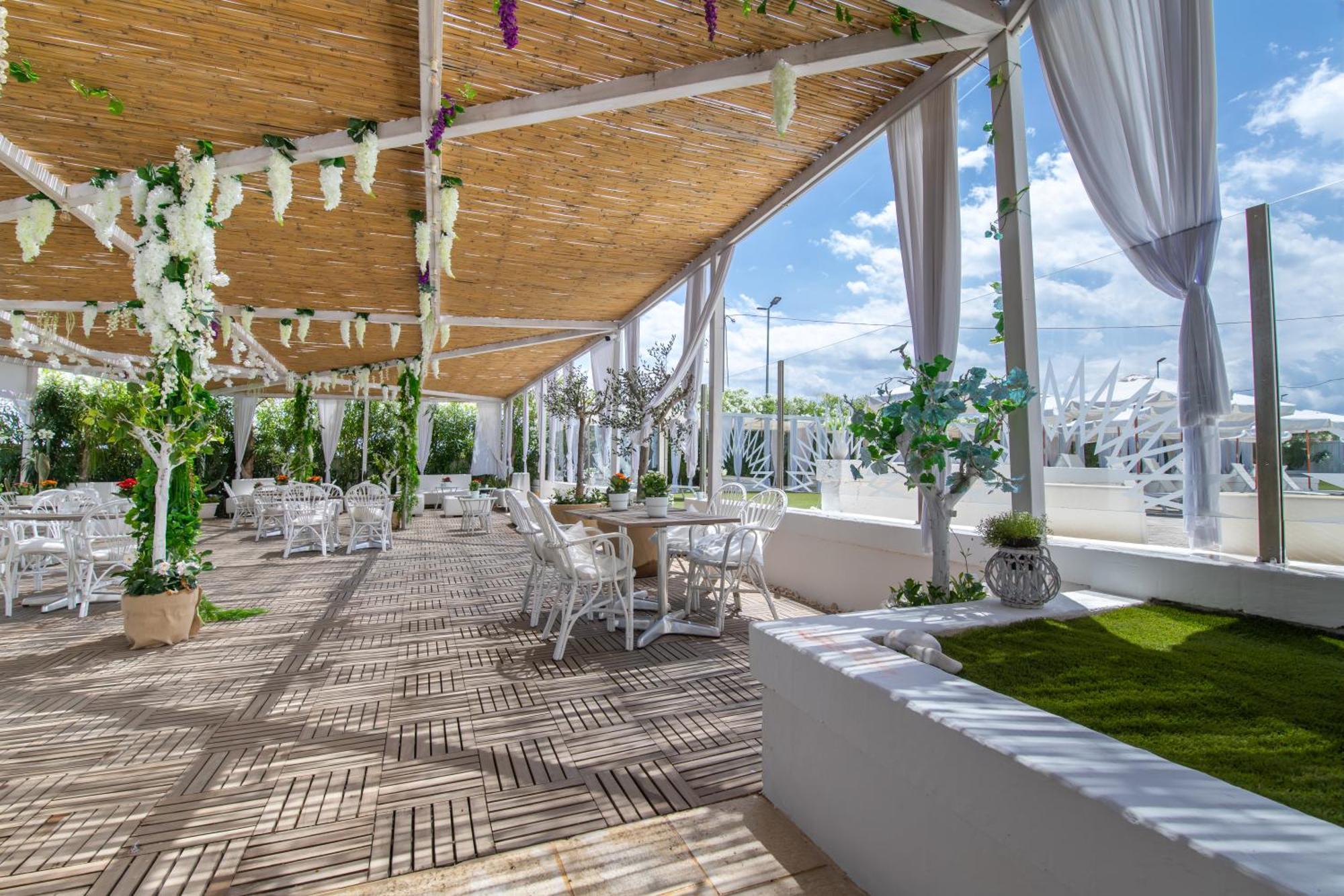 Bianco Riccio Suite Hotel Savelletri Esterno foto