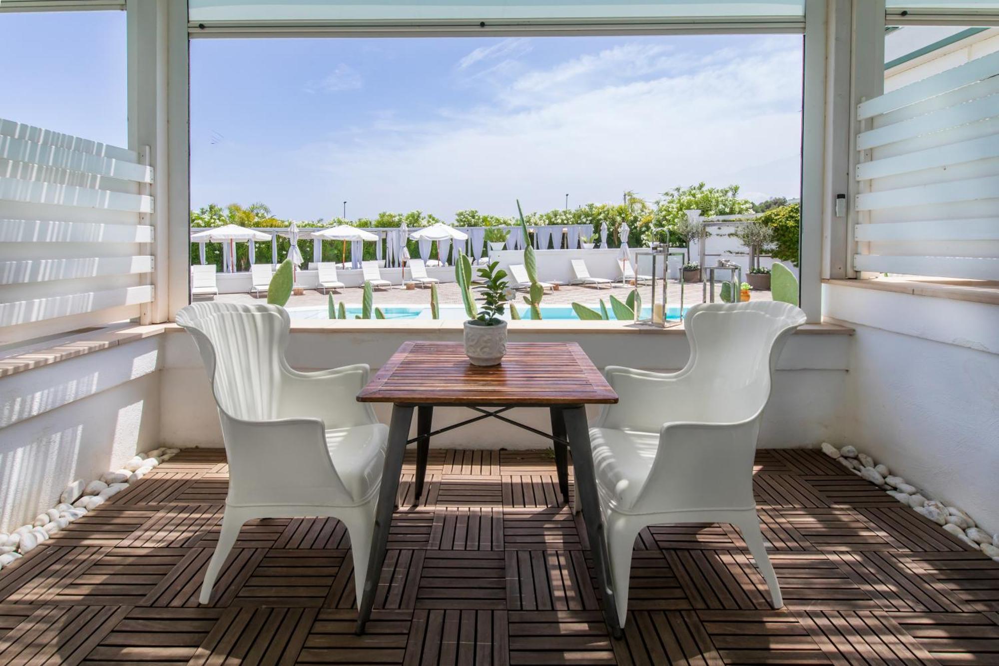 Bianco Riccio Suite Hotel Savelletri Esterno foto