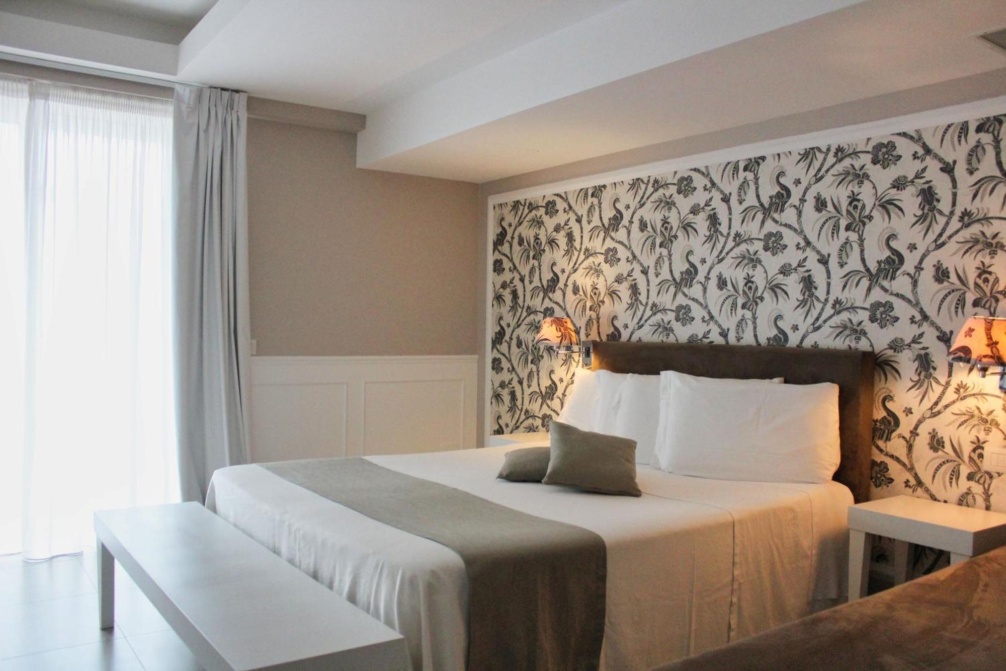 Bianco Riccio Suite Hotel Savelletri Esterno foto
