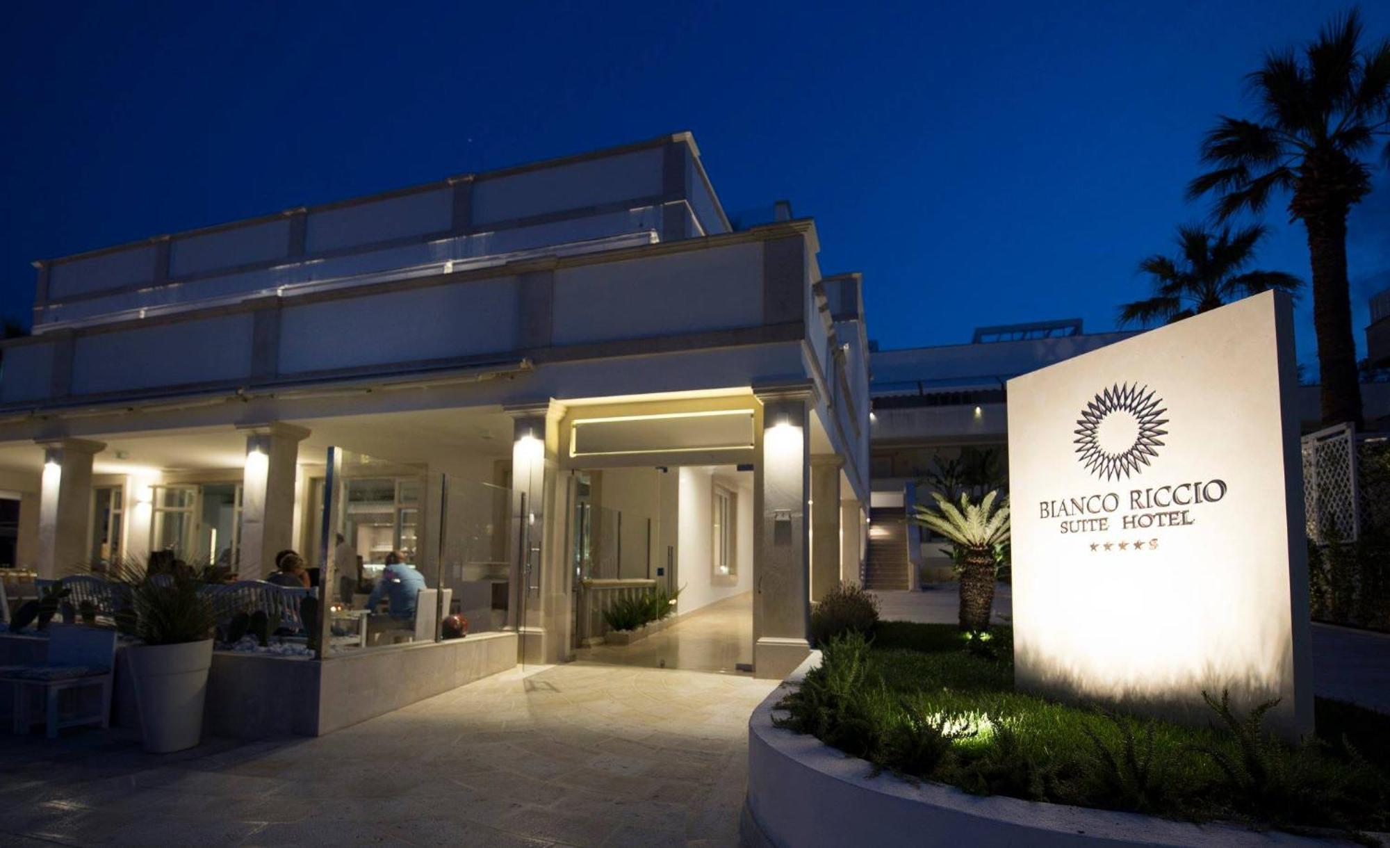 Bianco Riccio Suite Hotel Savelletri Esterno foto